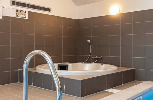 Bratten Strand House | 5 star holiday home in Jerup