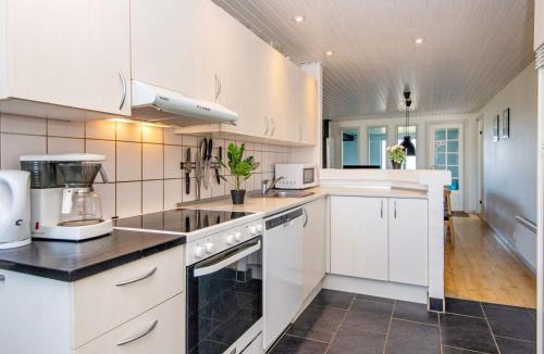 Pøt Strandby House | 5 star holiday home in Juelsminde