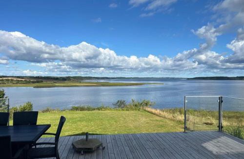 Hjarbæk House | 5 star holiday home in Løgstrup