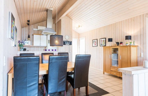 Skaven Strand House | 5 star holiday home in Tarm