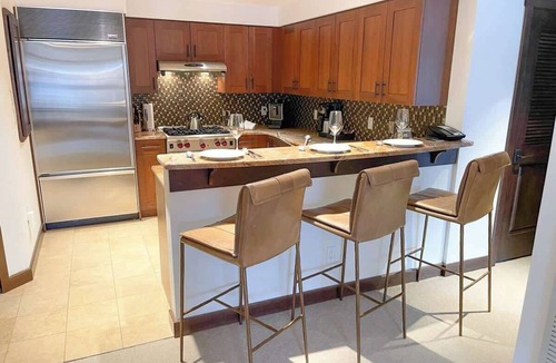 Mountain Village Condo | 5 Star Hotel Residence - Ski in Ski Out
