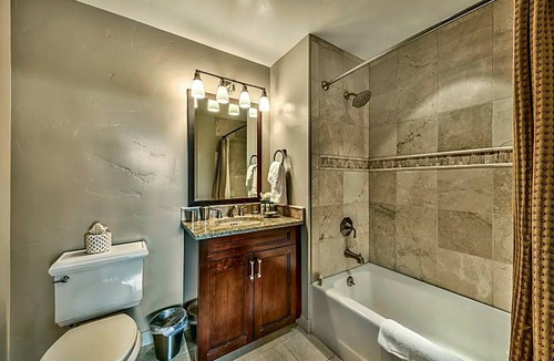 Truckee Hotel | 5-Star Hotel ∙ Constellation Residences