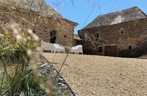 Rignac House | 5-star house with indoor pool & spa