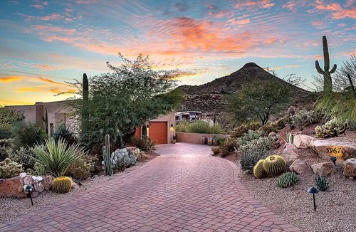 Desert Mountain House | 5 Star INFINITY POOL Saguaro Mountain Desert House