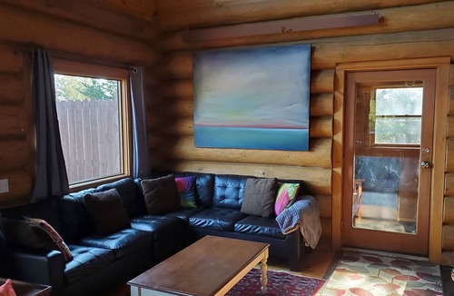 Athens House | 5 Star Lakefront Lodge, 4 acre peninsula. WiFi, AC, Heat, Fireplace, Beach, More
