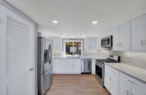 Sereno del Mar House | 5 Star Oceanfront/Beachfront Home at Portuguese Beach!