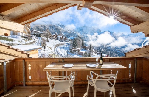 Wengen Apartment | 5 Star Penthouse Apartment in Chalet Aberot !