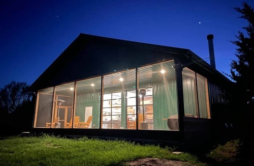 Ochelata Cabin | 5-Star Private Lake and Cabin!