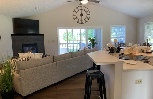 Apple Valley House | 5 STAR! Ranch on Fairway 3 at Apple Valley!