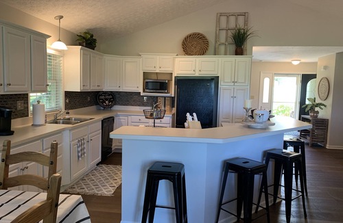 Apple Valley House | 5 STAR! Ranch on Fairway 3 at Apple Valley!