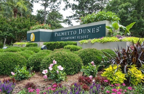 Palmetto Dunes Condo | 5 Star Resort New king adjustable mattress, beautiful pool enclosed courtyard