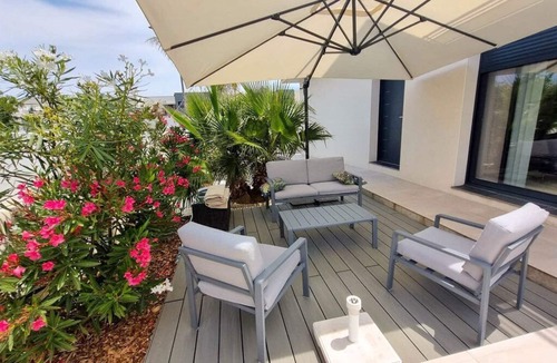 Villeneuve-de-la-Raho Villa | 5-star villa with pool