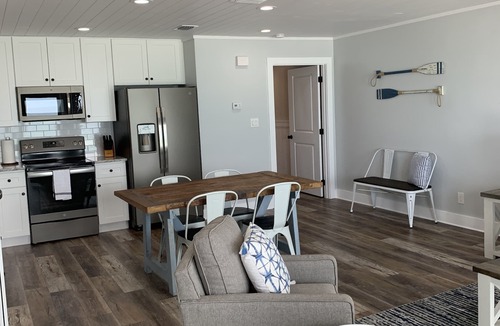 Crystal Shores Condo | 5 Stars : One bedroom + bunks + 2 bath on Private Beach