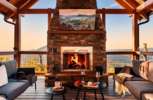 Smoky Mountains Ski Chalet | 5 Suites - 180 View - Pool-Spa-Theater - Fireplace