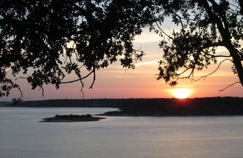 Belton Apartment | 50+ Community: Lakefront; treetop; studio w/ wrap around porch