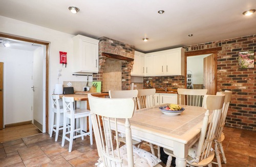 Pagham Cottage | 50 Harbour Road