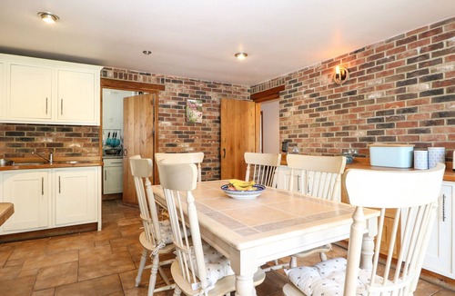 Pagham Cottage | 50 Harbour Road