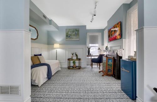 Italian Village Bed & Breakfast | 50 Lincoln Short North Bed & Breakfast