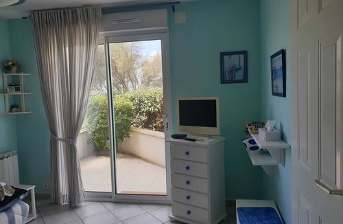 Port District Apartment | 50 m from the beach.ideally located