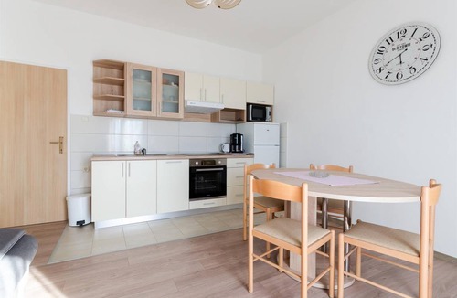 Rab Town Apartment | 50 m² Apartment ∙ 2 bedrooms ∙ 5 guests