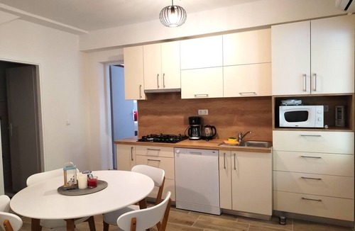 Rab Town Apartment | 50 m² Apartment ∙ 1 bedroom ∙ 4 guests