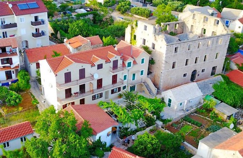 Bol Apartment | 50 m² Apartment ∙ 1 bedroom ∙ 2 guests
