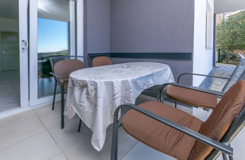 Rogoznica Apartment | 50 m² Apartment ∙ 2 bedrooms ∙ 5 guests