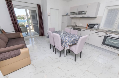 Rogoznica Apartment | 50 m² Apartment ∙ 2 bedrooms ∙ 5 guests