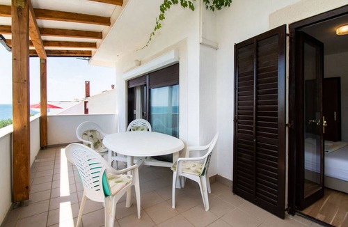 Povljana Apartment | 50 m² Apartment ∙ 2 bedrooms ∙ 5 guests