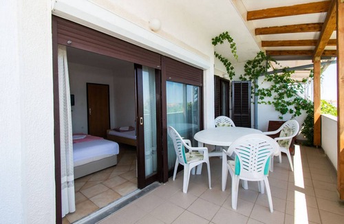 Povljana Apartment | 50 m² Apartment ∙ 2 bedrooms ∙ 5 guests