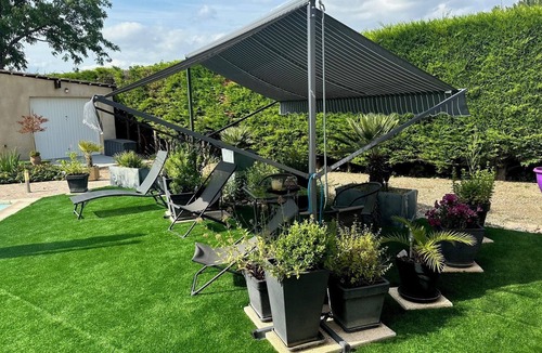 Serignac Apartment | 50 m2 attic studio with reserved outdoor space by the pool!