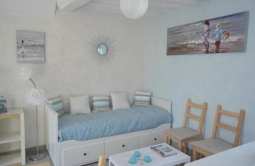 Luc-sur-Mer Apartment | 50 m2 de charme au coeur des plaisirs de la côte