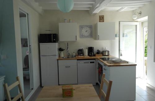 Luc-sur-Mer Apartment | 50 m2 de charme au coeur des plaisirs de la côte