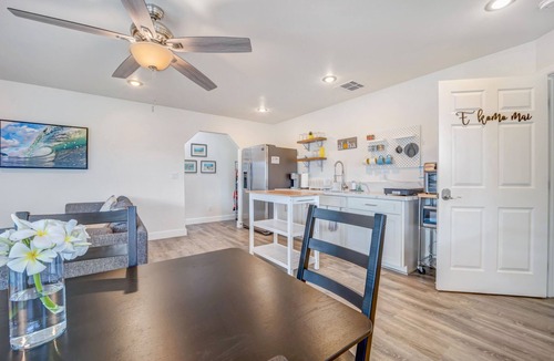 Waianae Villa | 500 ft. to accessible beach: 1 PRIVATE ROOM & SHARED BATH