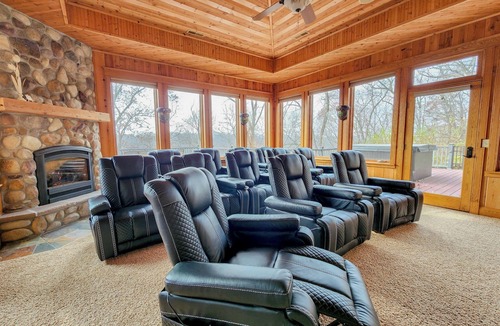 The Galena Territory House | 5000 sq. ft. Estate w/Hot Tub · Theater · Valley Views