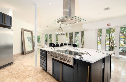 Dania Beach Villa | 5000Sf Luxe Mansion/Pool/Gameroom