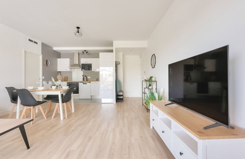 Andernos-les-Bains Apartment | 500m from Jetée's beach, flat for 4