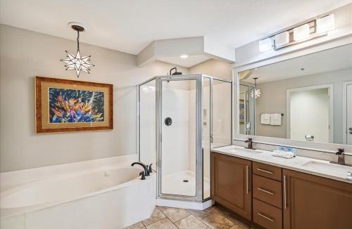 Thomas Drive Apartment | 501 Sterling Beach