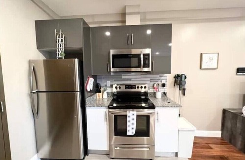 Logan Square Apartment | 502 Luxury 1BR apartment in center cityn