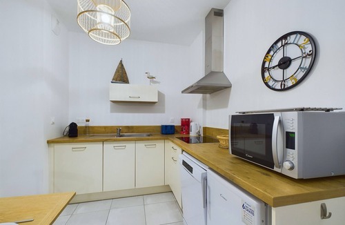 Pleneuf-Val-Andre Apartment | 50m from the beach, nice flat for 6