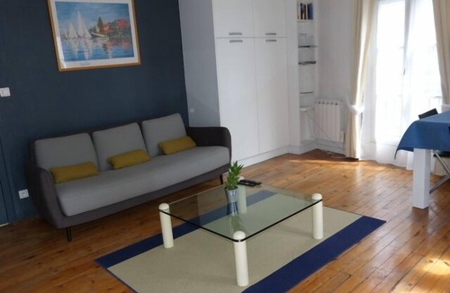 Nantes Centre Apartment | 50m2, modern, 1 bedroom king size bed, teleworking, flexible arrival/departure