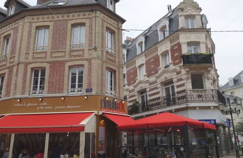 Trouville-sur-Mer Apartment | 51 m² Apartment ∙ 2 bedrooms ∙ 5 guests