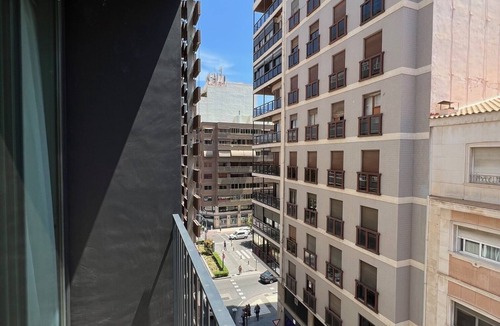 Ensanche Diputacion Apartment | 51 Reyes Catolicos Premium Homes - Deluxe Home