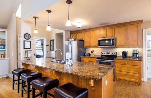 Blue Heron Lake House | 514 Remora Dr - Private Lakefront View