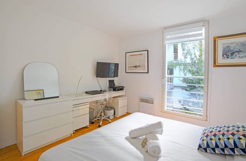 Quartier des Grandes-Carrieres Apartment | 52 m² Apartment ∙ 1 bedroom ∙ 3 guests