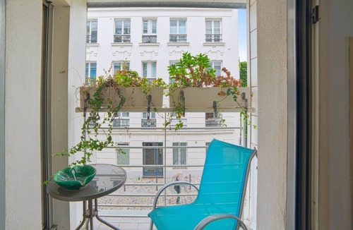 Quartier des Grandes-Carrieres Apartment | 52 m² Apartment ∙ 1 bedroom ∙ 3 guests