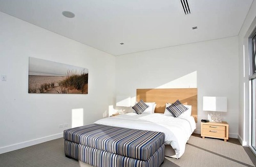 Middleton House | 52A Esplanade Luxury Ocean Views