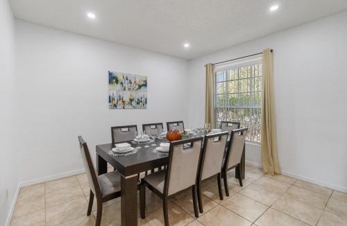 Sunset Ridge House | 53 Pool Home Located In Sunset Ridge Community!