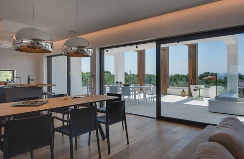 Vodnjan House | 533 m² House ∙ 7 bedrooms ∙ 14 guests