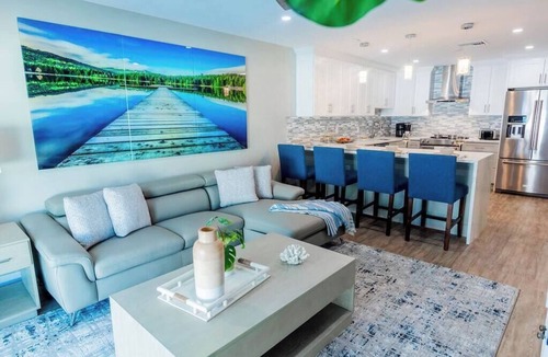 Naples Park Villa | 5331 Aqua Haven - Waterfall Pool